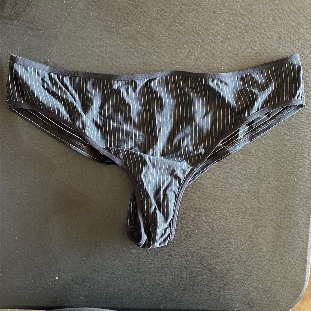 Seamless Black and White Bikini Panties